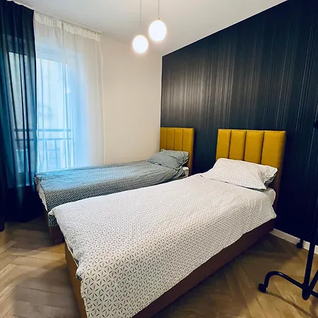 Apartament Discreet Sleep In City Center Parking Garaz Kozia Kielce Exterior photo